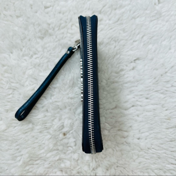 Michael Kors Croc Embossed Check Book/Phone Credit cards Wristlet Wallet - Picture 5 of 10